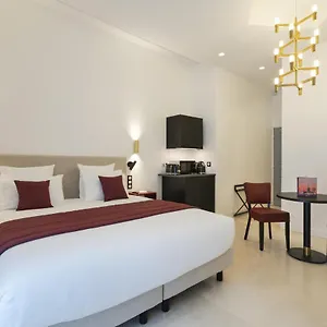 Vestay Montaigne Francia