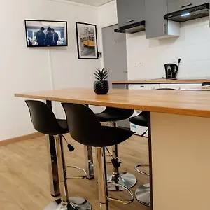 Paris Cosy Private With Shared Space - Privee Avec Espace Commun Paris Francia