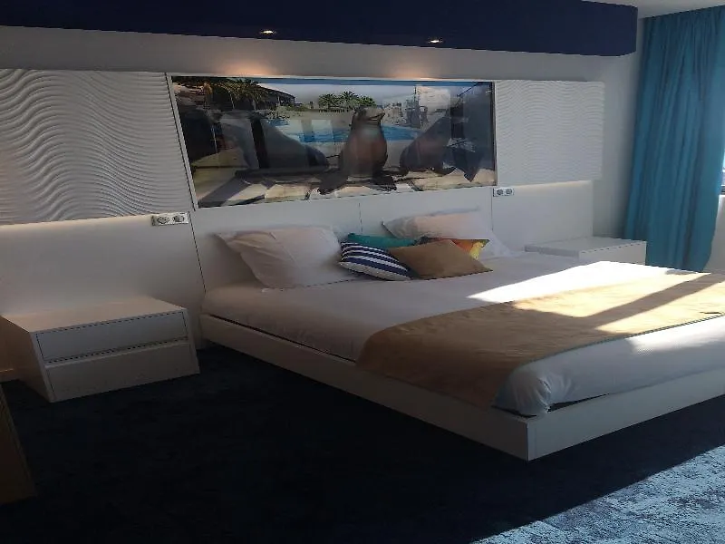 Soblue Hotel Antibes 3*,